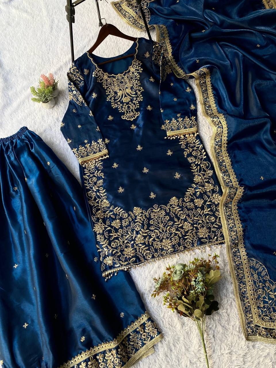 Eid Luxe Embroidery Suit